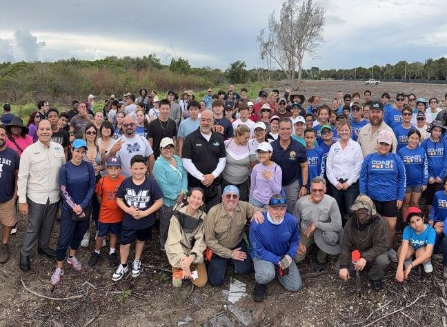 Volunteers at the Coastal Ridge Preserve cleanup in Cutler Bay. Photo: Town of Cutler Bay